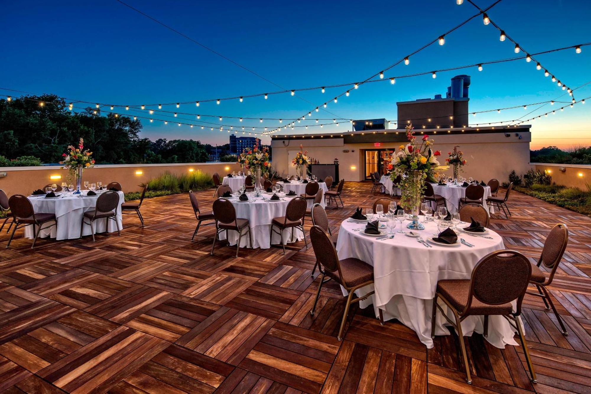 Hotel Courtyard By Marriott Oxford Exterior foto