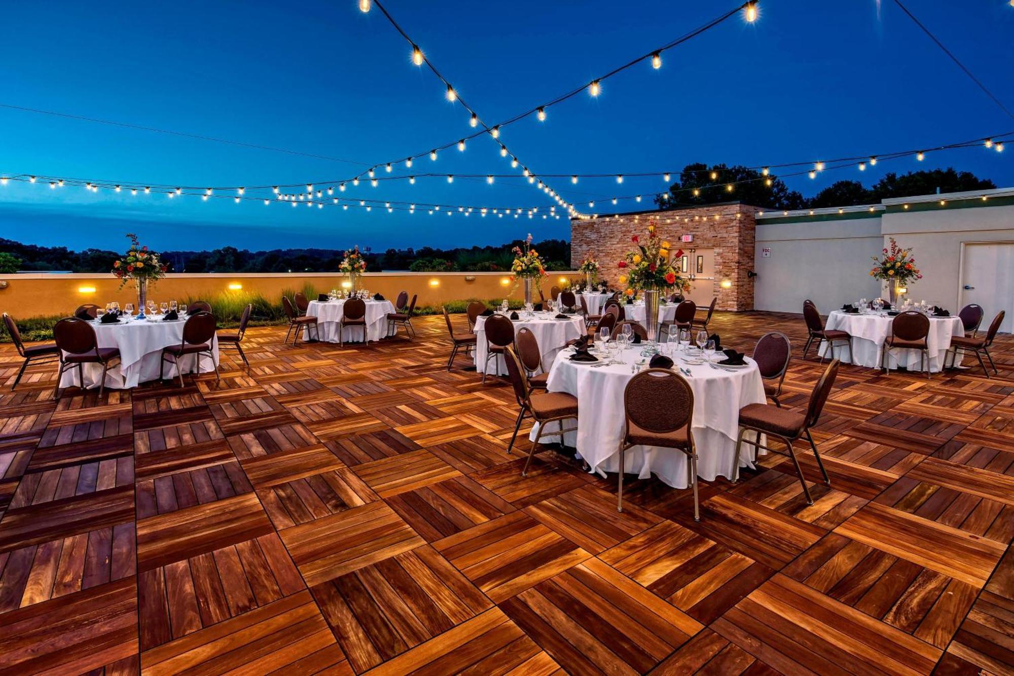 Hotel Courtyard By Marriott Oxford Exterior foto