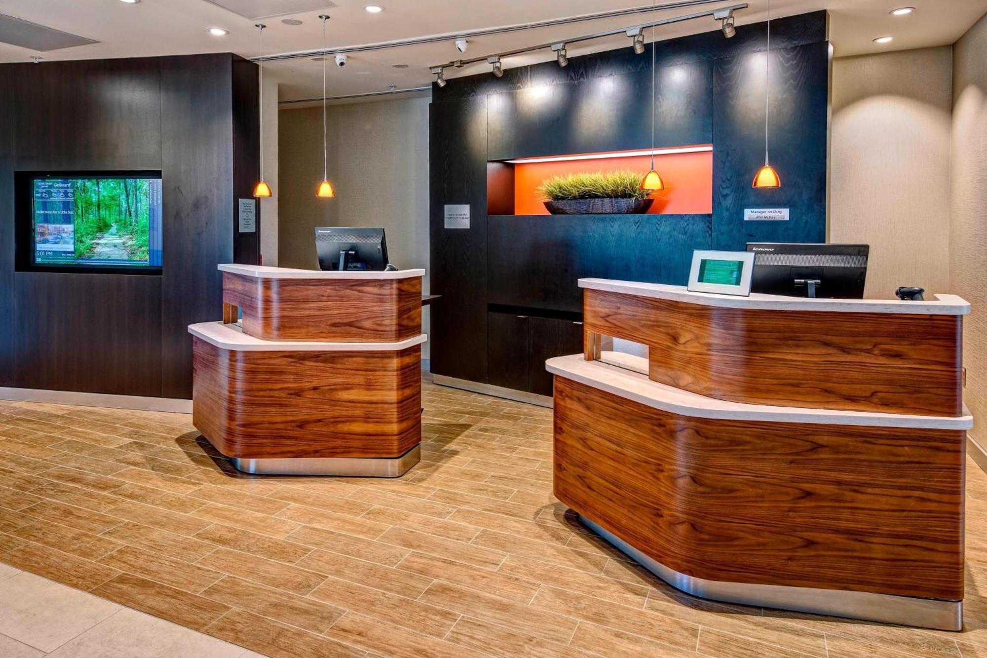 Hotel Courtyard By Marriott Oxford Exterior foto