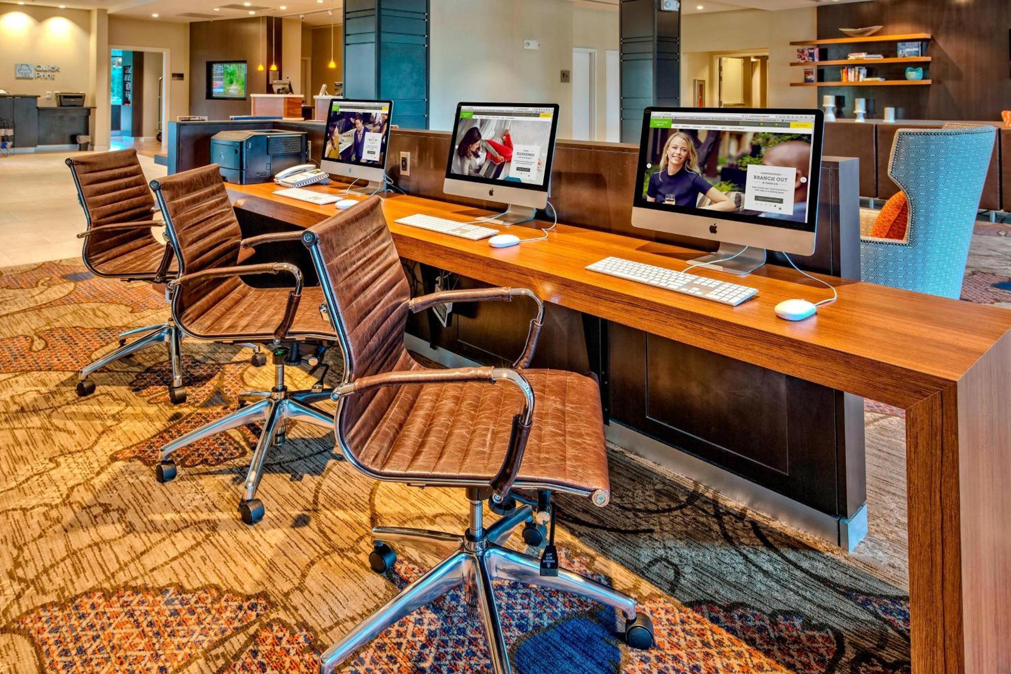 Hotel Courtyard By Marriott Oxford Exterior foto